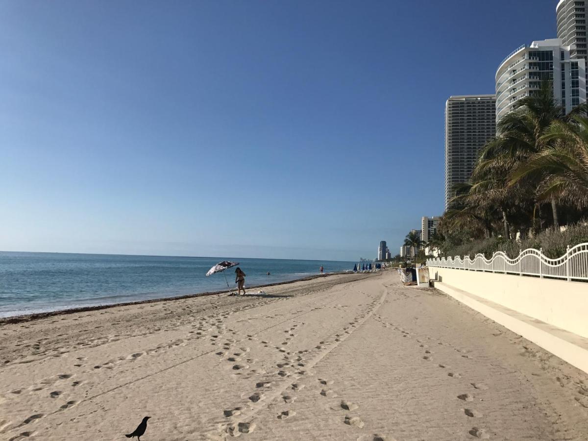 Oceanfront Studio Miami Beach Aparthotel Exterior photo